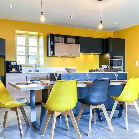 Дом отдыха Maison Avec Vue Incroyable Au Coeur Des Volcans D'auvergne