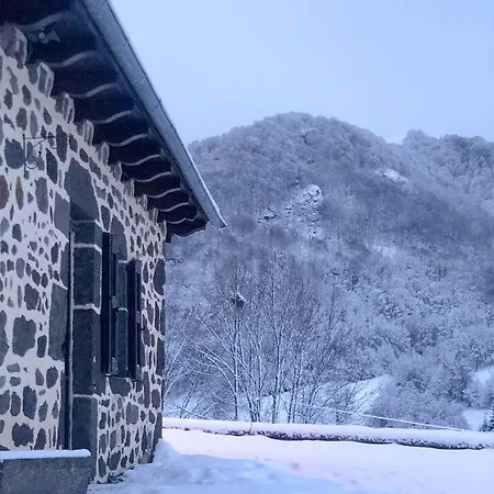 Maison Avec Vue Incroyable Au Coeur Des Volcans D'auvergne Дом отдыха Saint-Cirgues-de-Jordanne